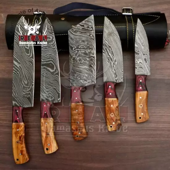 https://www.realdamascusknive.com/image/cache/cache/1001-2000/1235/main/5860-handmade-damascus-chef-set-of-5pcs-with-cover-0-1-550x550.webp