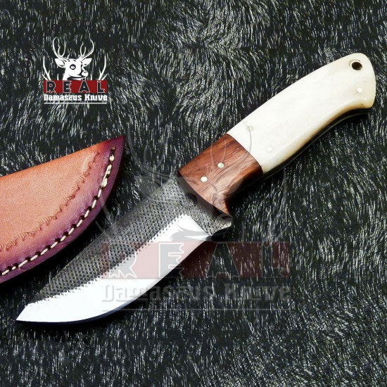 Custom Made Carbon Steel 1095 Fixed Blade Skinning Knife Beautiful
