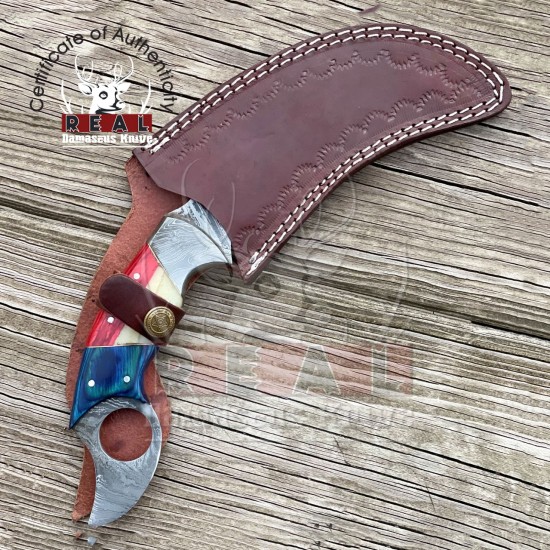 Unique Full Tang, Hand Forged Engraved Karambit Handmade Damascus Steel Knife