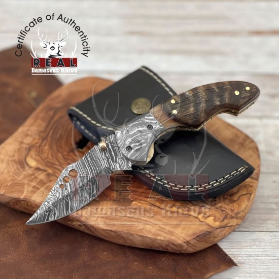 Ram Horn Handle Damascus Steel Folding Pocket Knife - Damascus Knife
