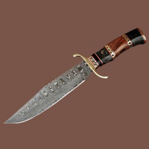 Damascus Steel Hunting Knife bowie Knife Wood Handle with Leather Sheath