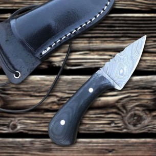 Handemade Skinning Knife - Snake in the filework on the spine - Micarta handle with Damascus blade