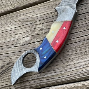 Unique Full Tang, Hand Forged Engraved Karambit Handmade Damascus Steel Knife